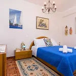 Joy\'S Martin In Corfu Old Town